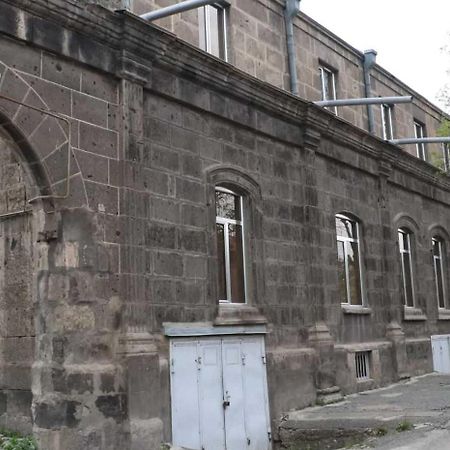 Vernatun Guest House Gyumri Exterior foto